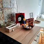 Cozy & Stylish Apartment In The Heart Of Sofia