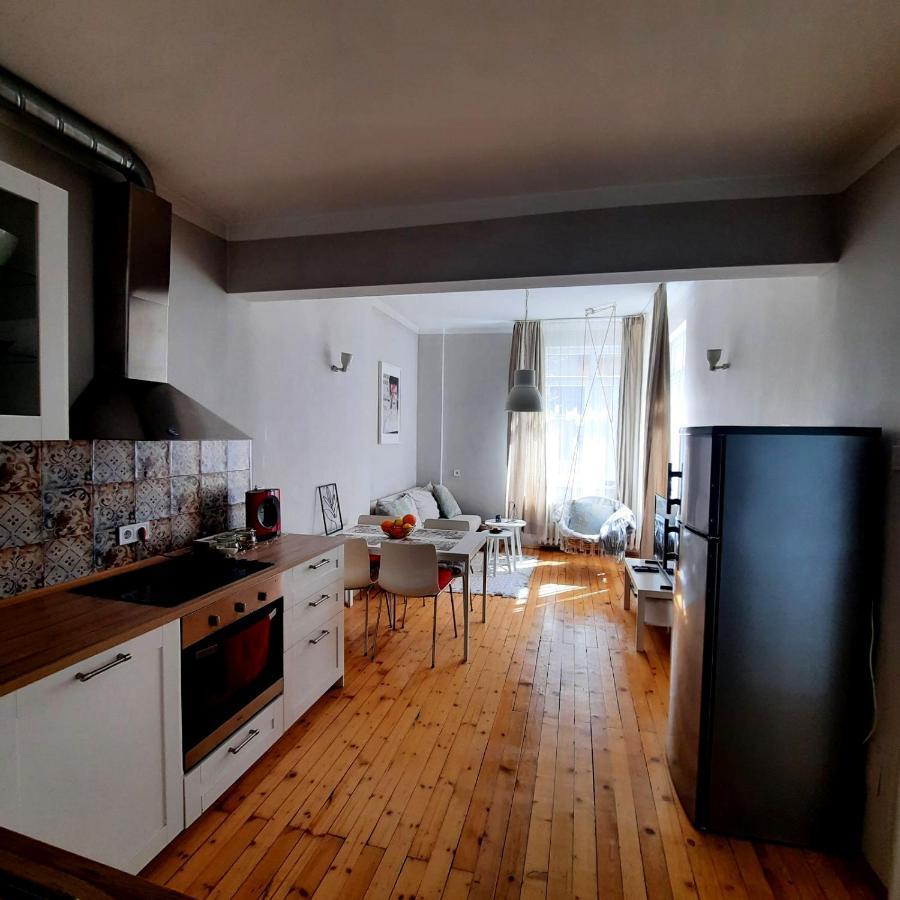 Cozy & Stylish In The Heart Of *