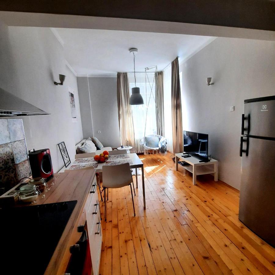 Cozy & Stylish In The Heart Of Apartament *